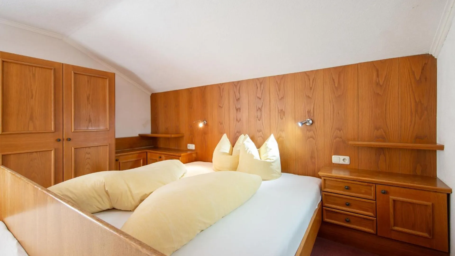 Holiday Home Kleewein - Soe215 By Interhome Solden Austria